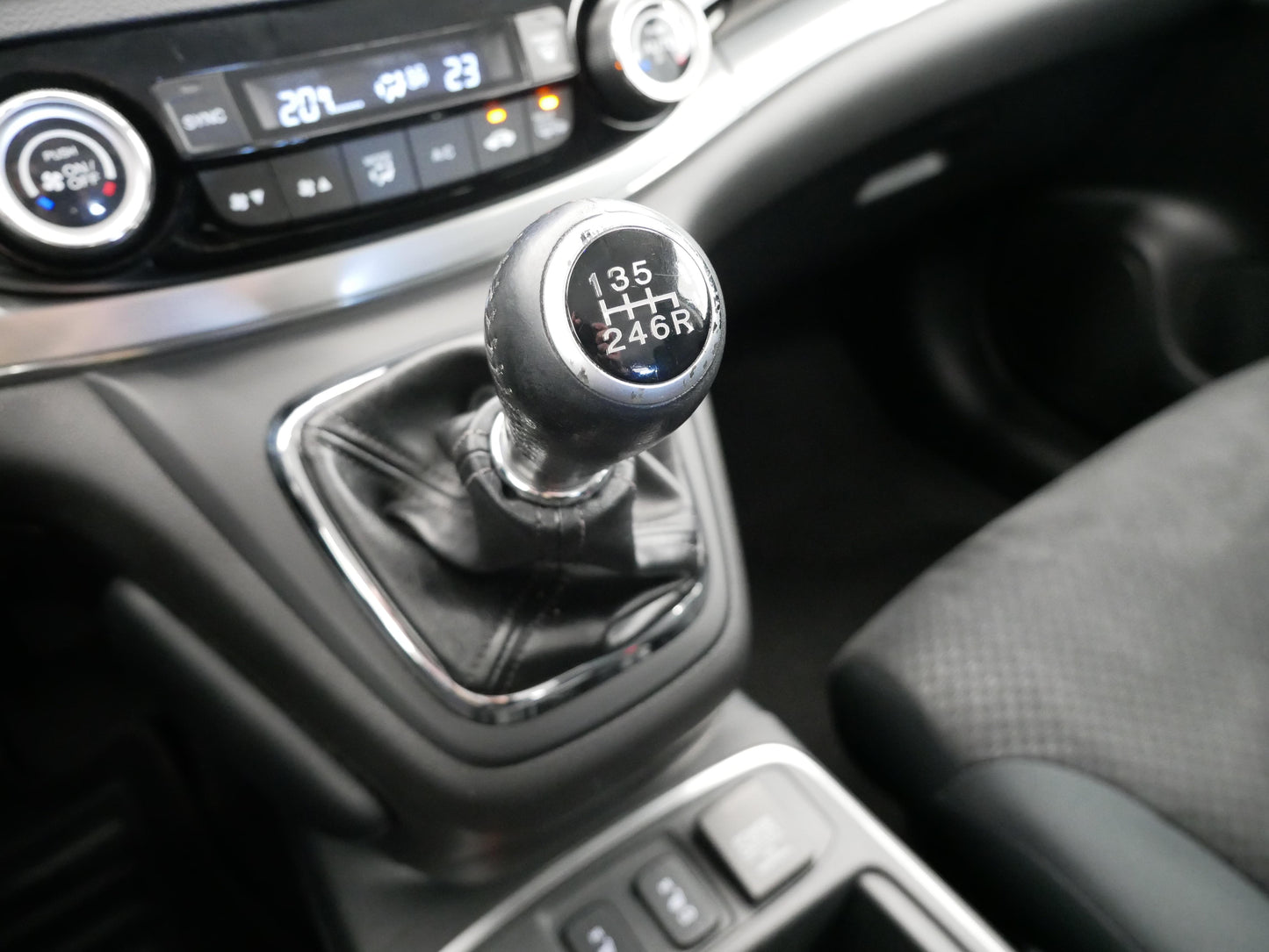 Honda CR-V 1.6 DTEC 88 kW Elegance