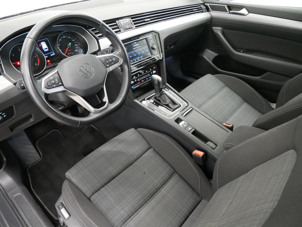 Volkswagen Passat 2.0 TDI 110kW Business – foto 12