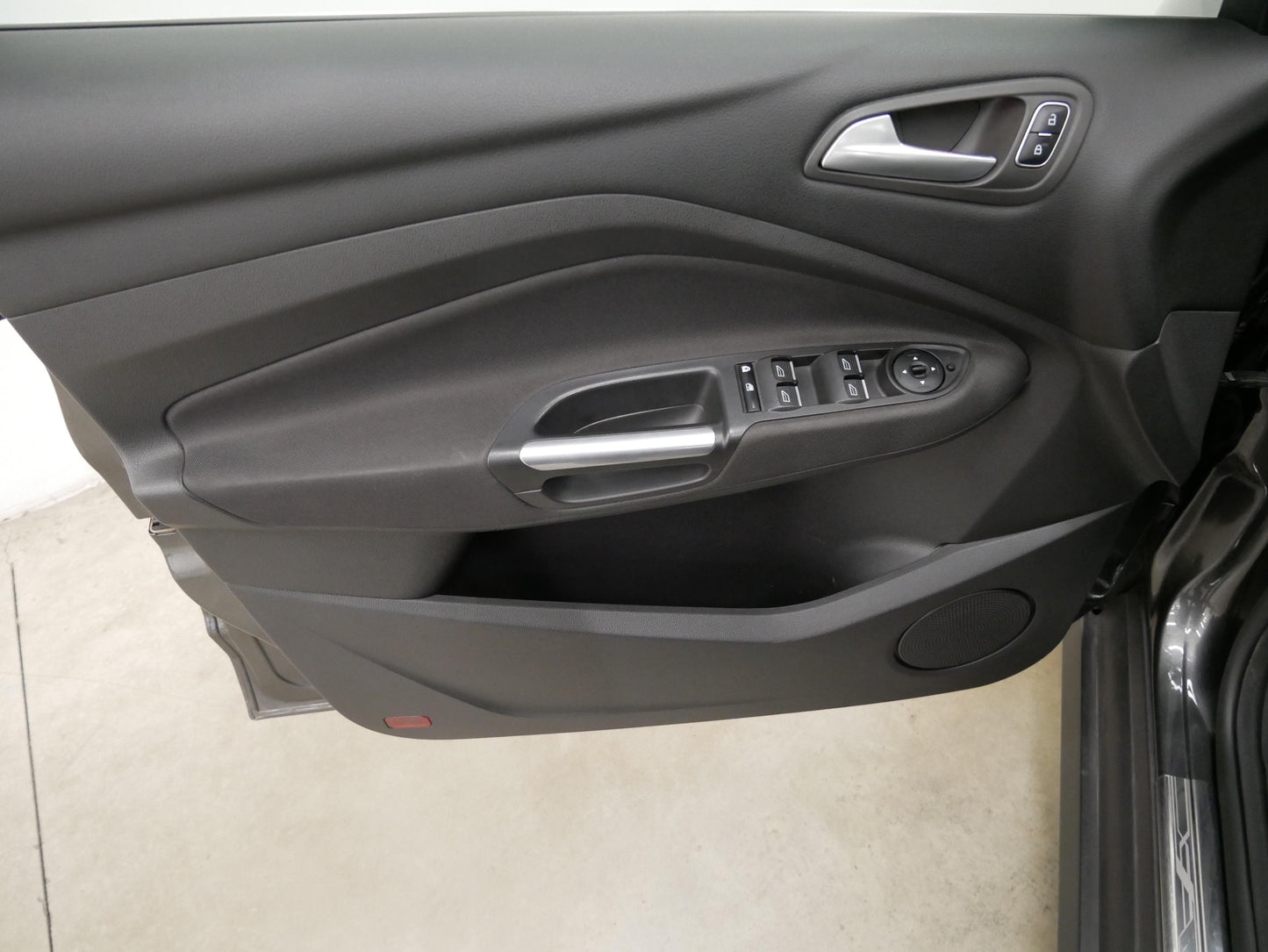 Ford C-MAX 1.5 EcoBoost 110 kW Titanium