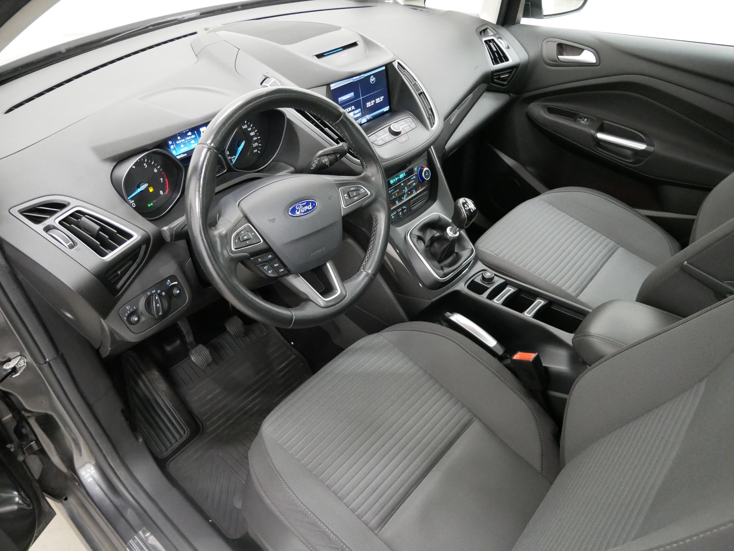 Ford C-MAX 1.5 EcoBoost 110 kW Titanium