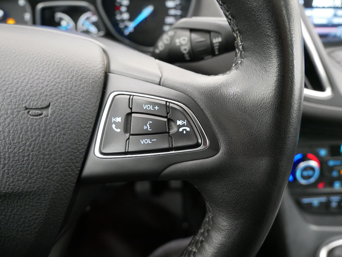 Ford C-MAX 1.5 EcoBoost 110 kW Titanium