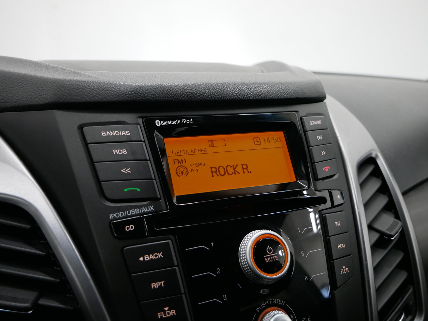 Ssang Yong Korando 2.0i + LPG