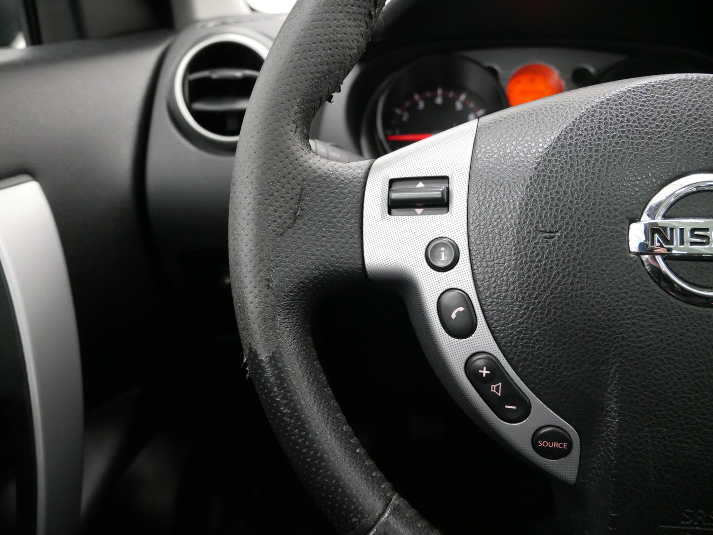 Nissan Qashqai 2.0 i 104 kW Tekna