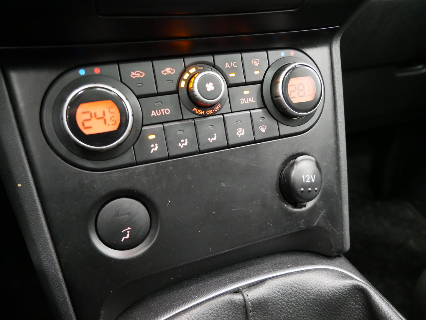 Nissan Qashqai 2.0 i 104 kW Tekna