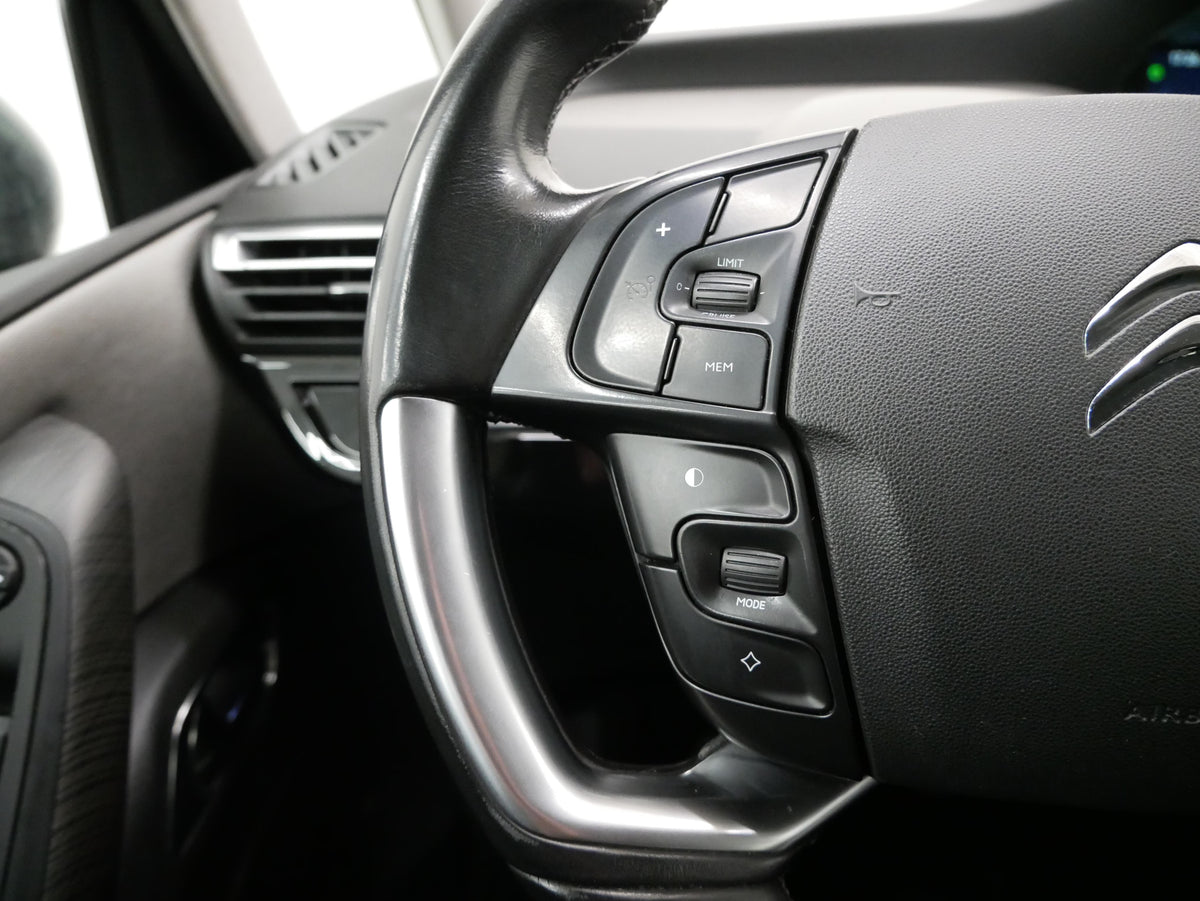 Citroën Grand C4 Picasso 2.0 BlueHDi 110 kW Intensive – foto 14