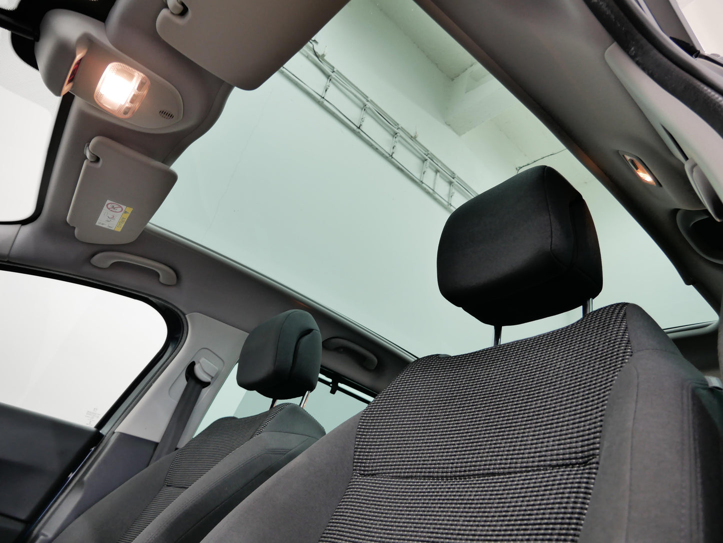 Peugeot 5008 2.0 HDi 110kW Business line