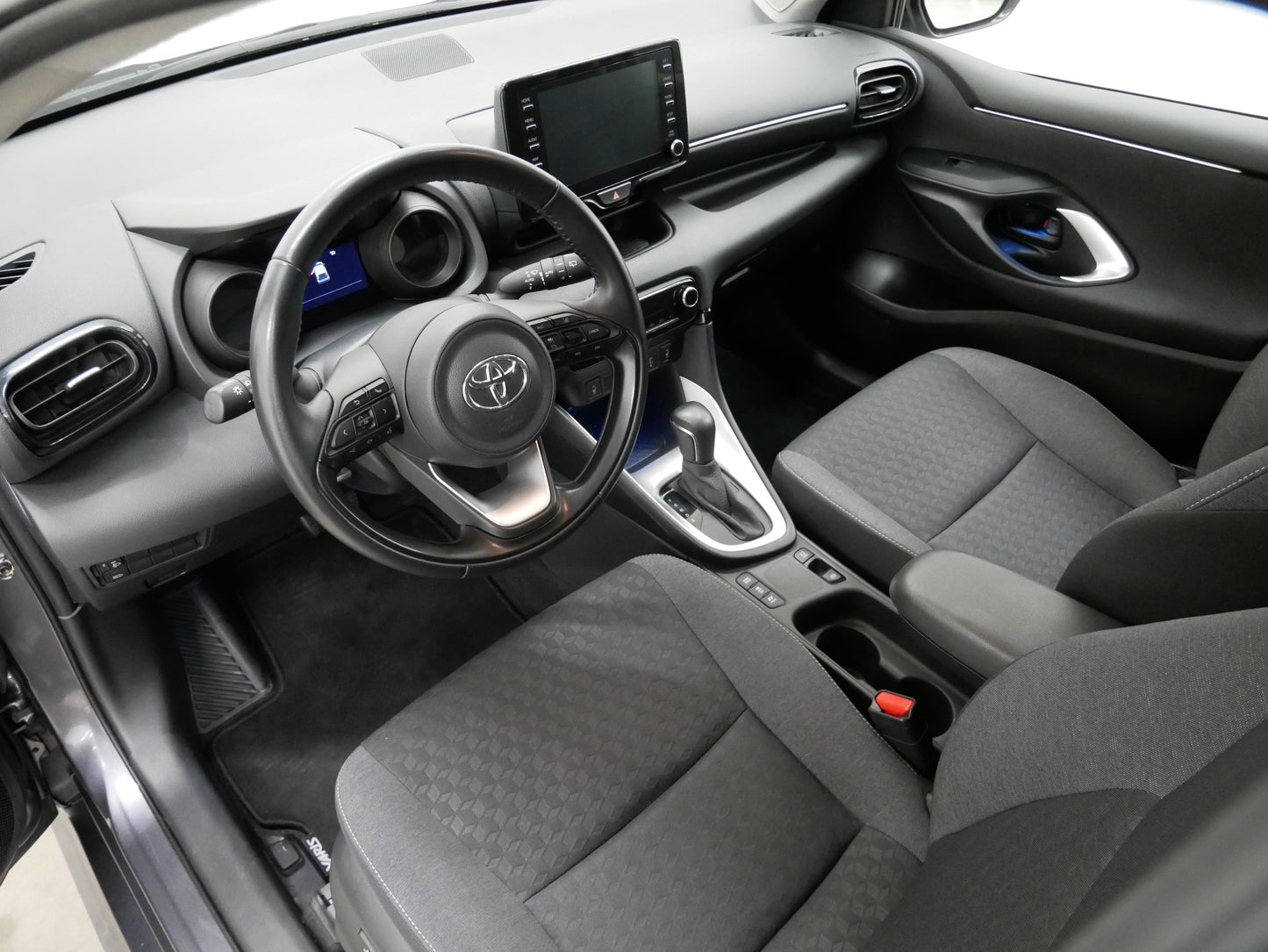 Toyota Yaris 1.5 e-CVT Comfort Tech Style