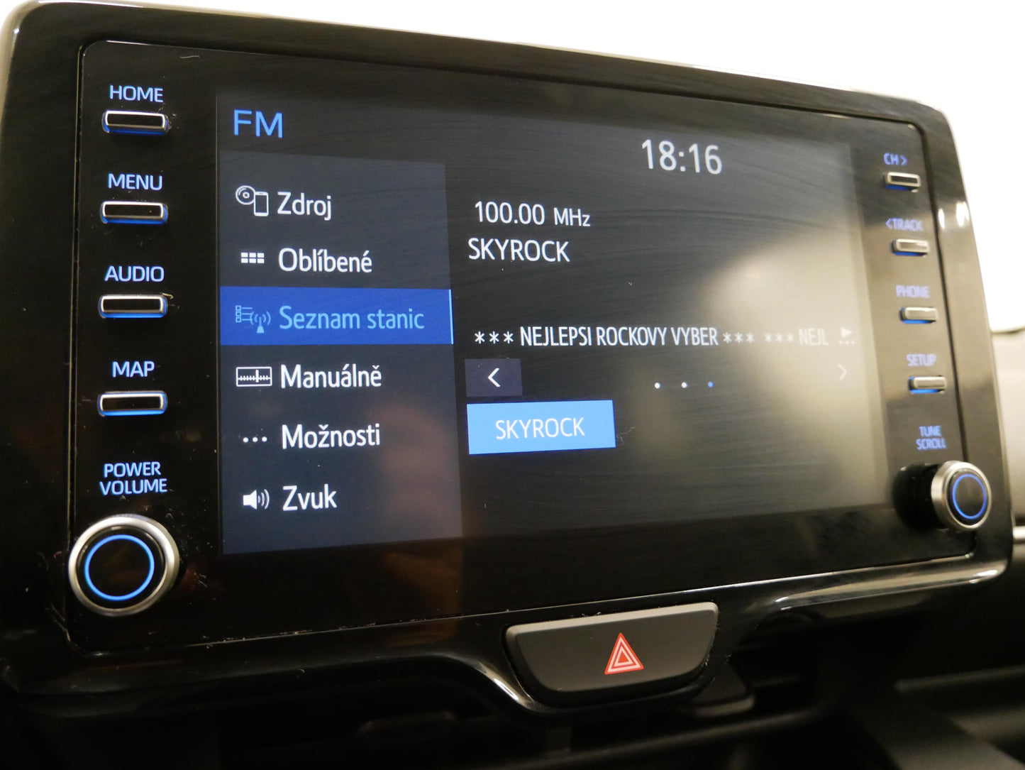 Toyota Yaris 1.5 e-CVT Comfort Tech Style