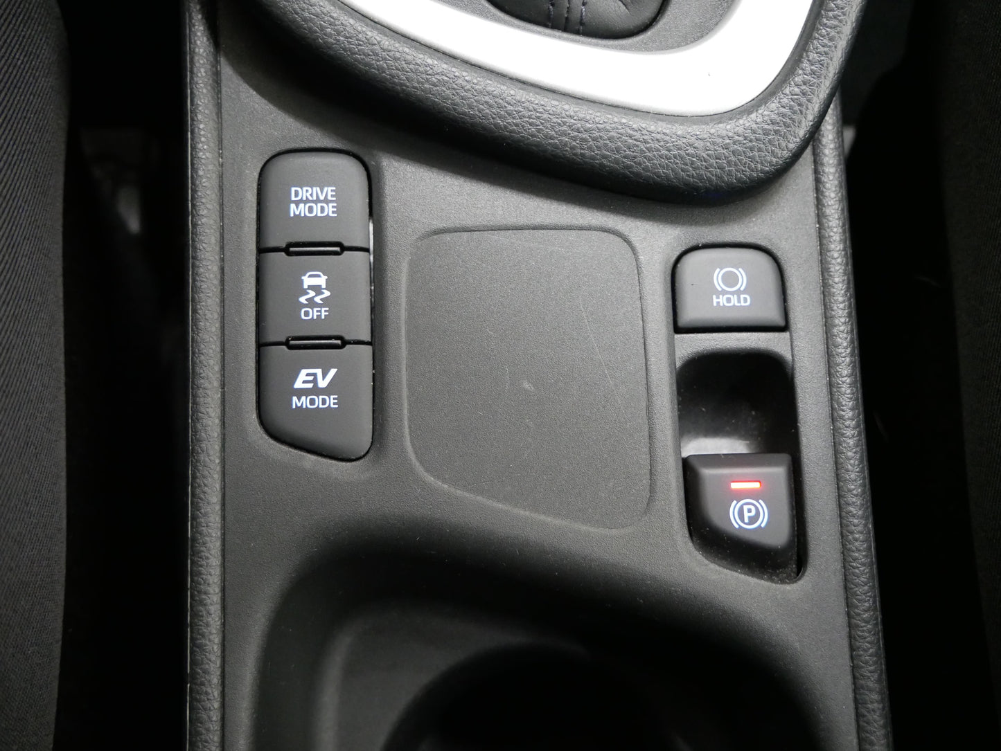 Toyota Yaris 1.5 e-CVT Comfort Tech Style