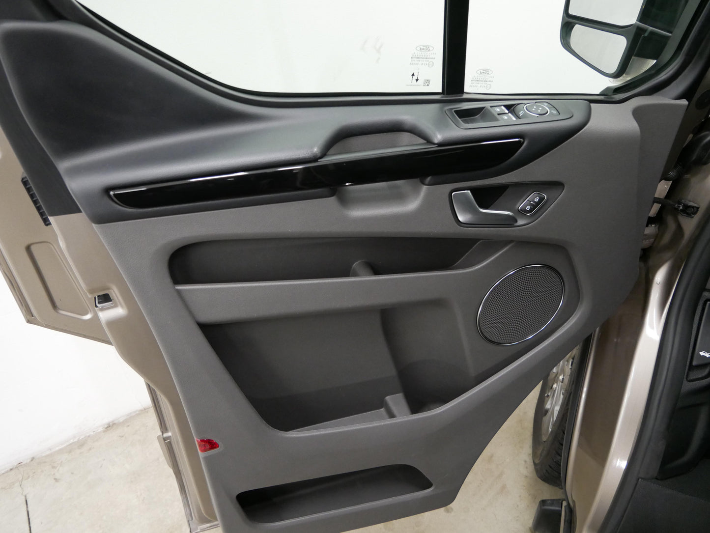 Ford Tourneo Custom 2.0 EcoBlue 125 kW Titanium L2