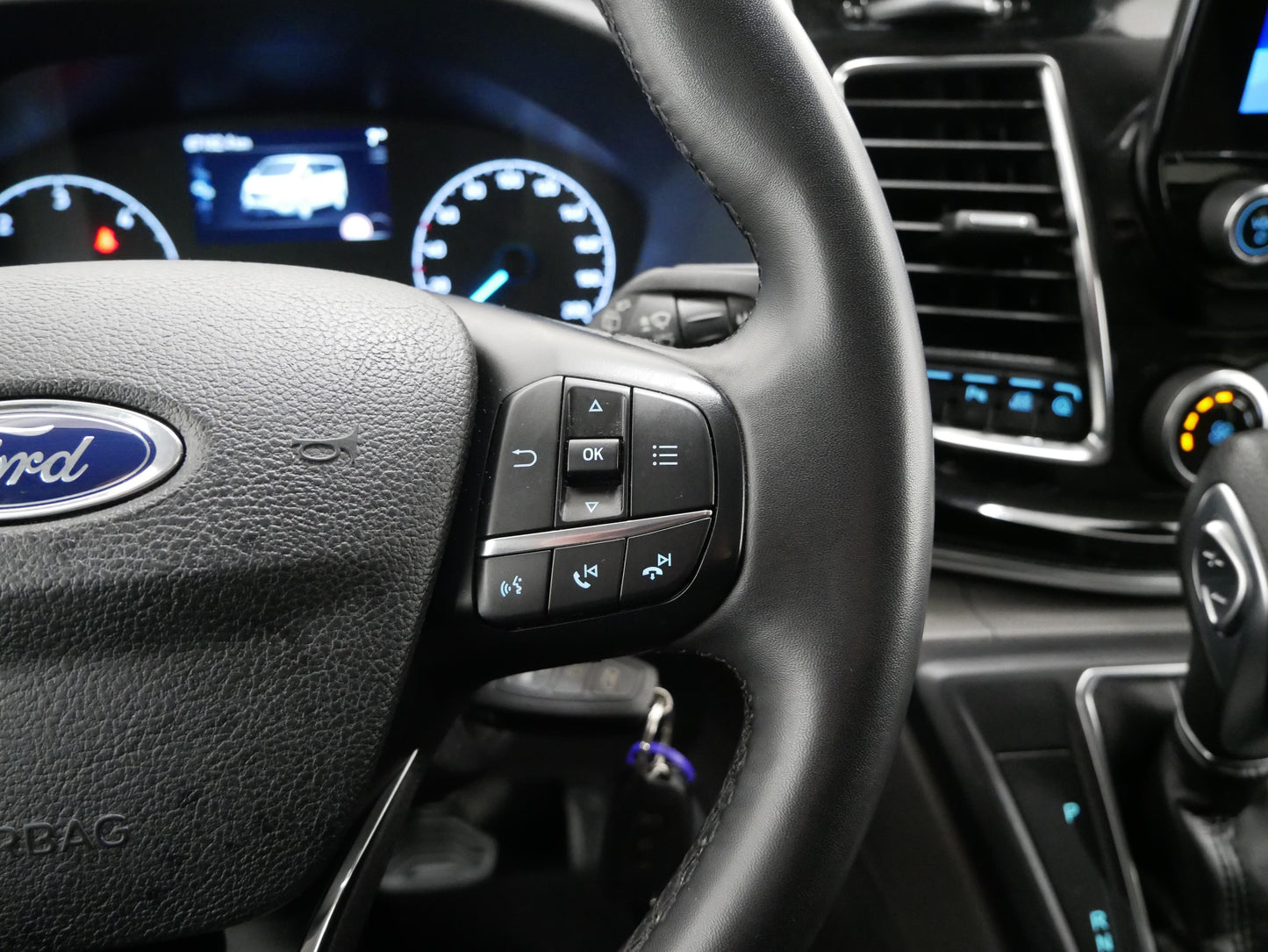 Ford Tourneo Custom 2.0 EcoBlue 125 kW Titanium L2