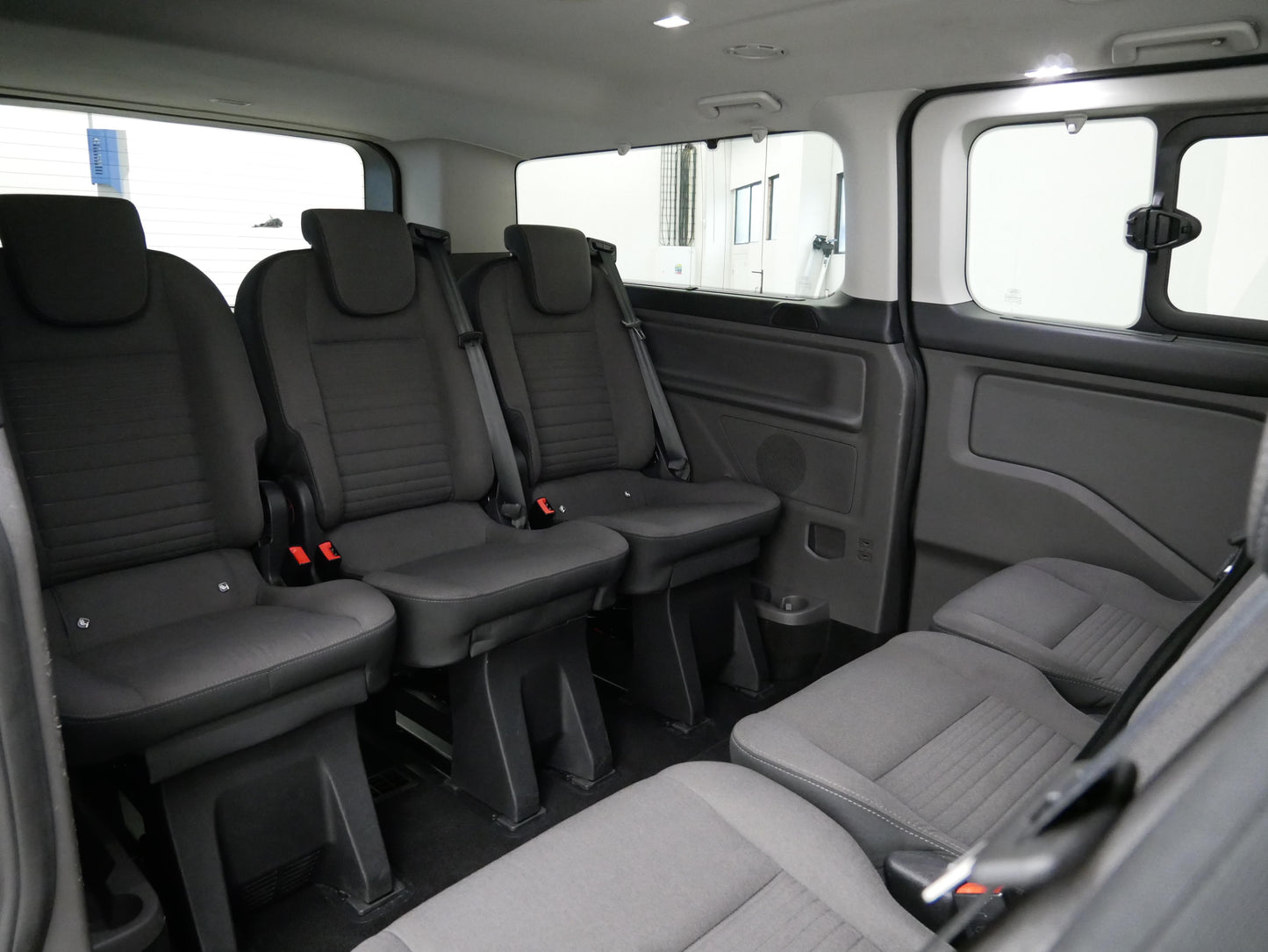 Ford Tourneo Custom 2.0 EcoBlue 125 kW Titanium L2