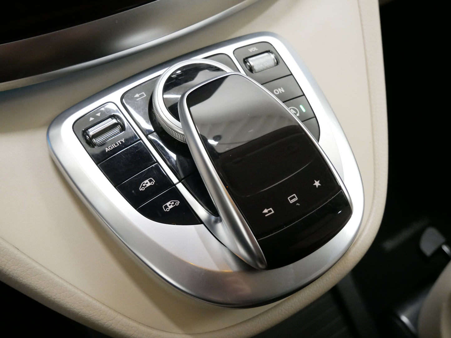 Mercedes-Benz Třídy V 250d 140kW Avantgarde 4Matic