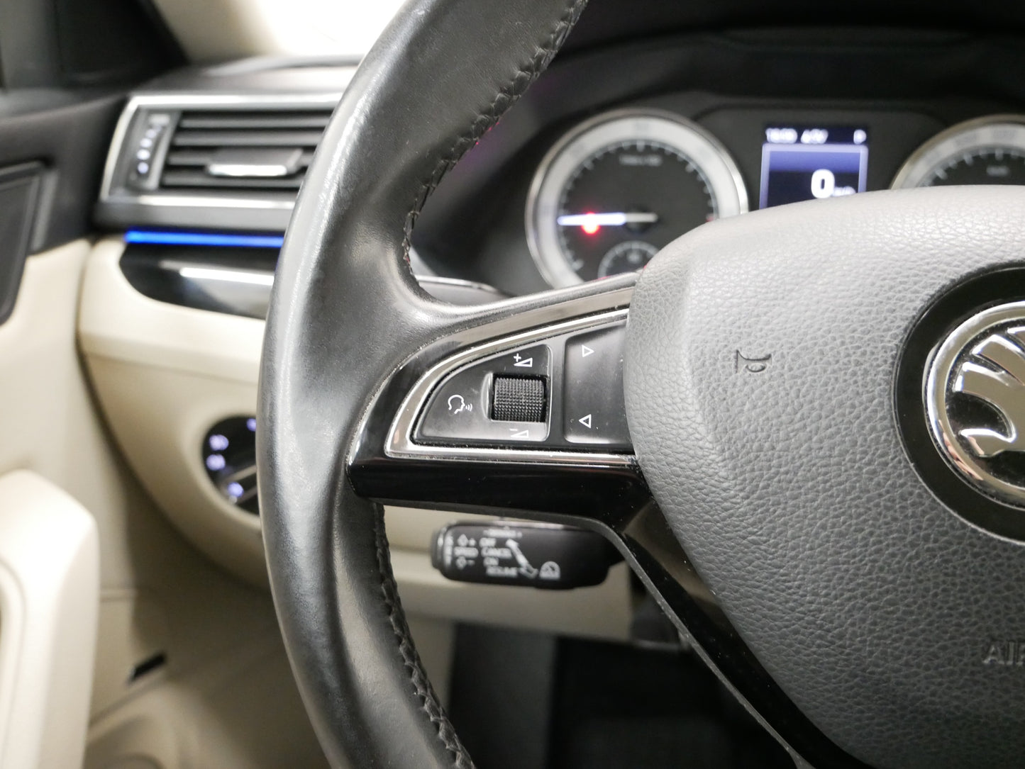 Škoda Superb 2.0TDi 140 kW 4x4 L&K