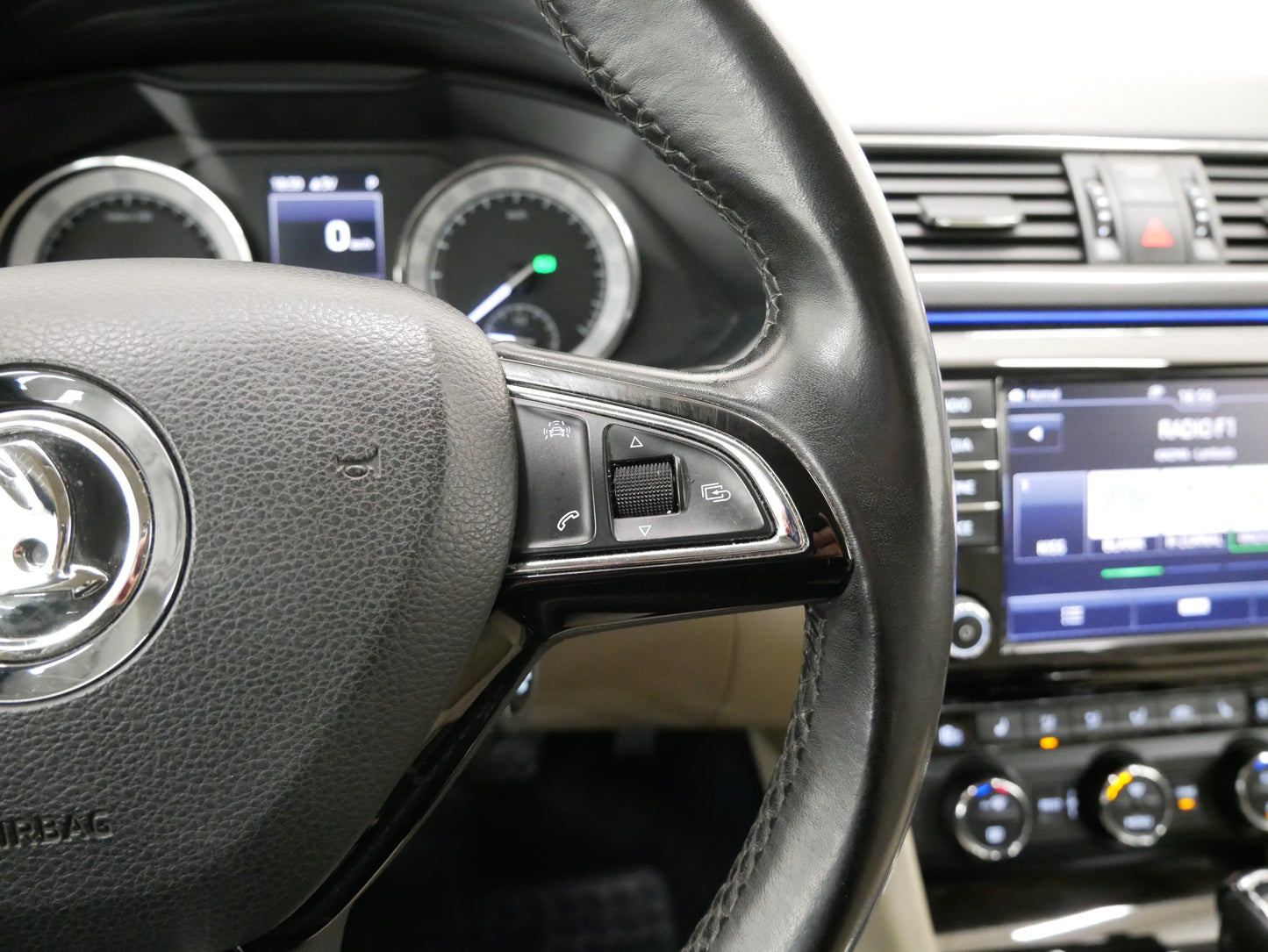 Škoda Superb 2.0TDi 140 kW 4x4 L&K