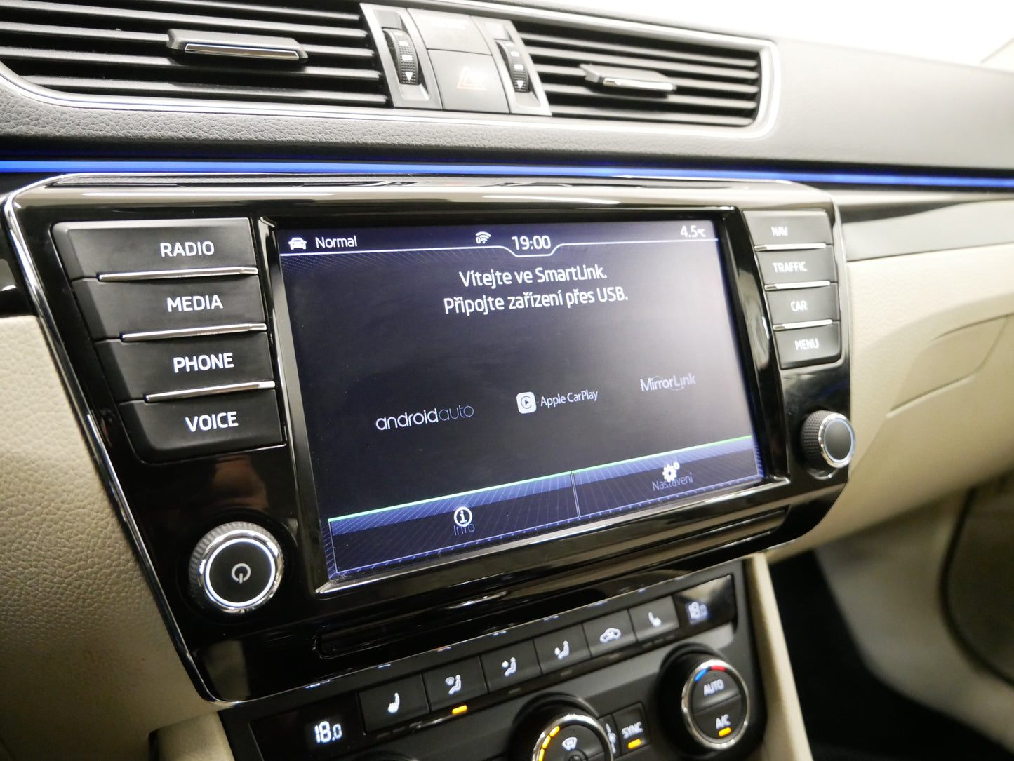 Škoda Superb 2.0TDi 140 kW 4x4 L&K