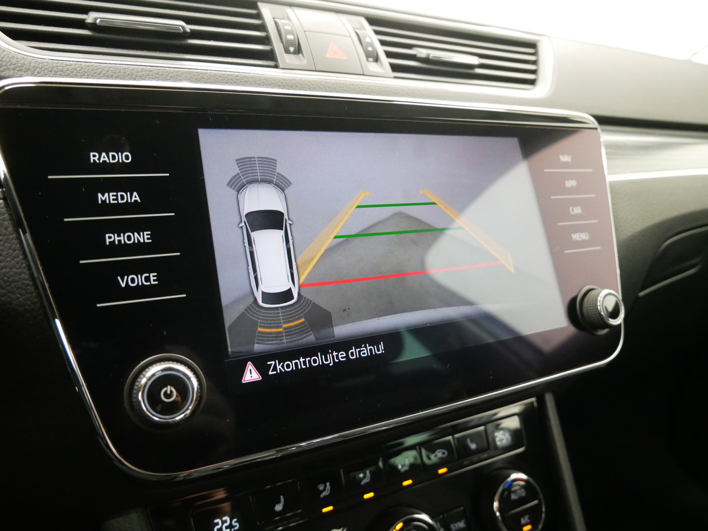 Škoda Superb 2.0 TDI 140 kW Style Extra