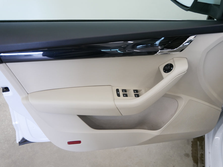 Škoda Octavia 2.0 TDI 135 kW 4x4 Style+ – foto 11