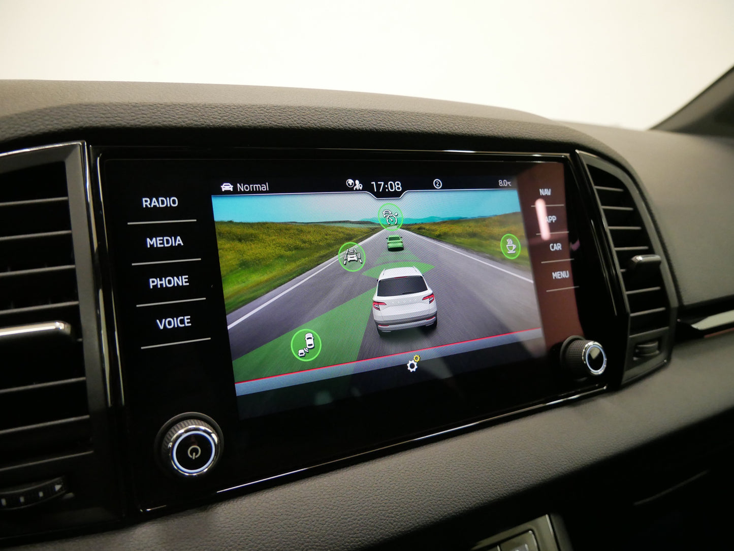 Škoda Karoq 1.5 TSI 110 kW Sportline