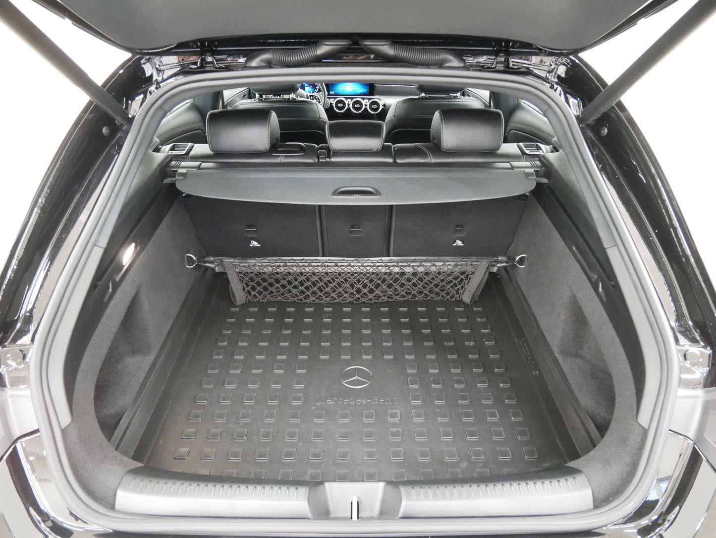 Mercedes-Benz CLA 1.3i 120 kW Progresive