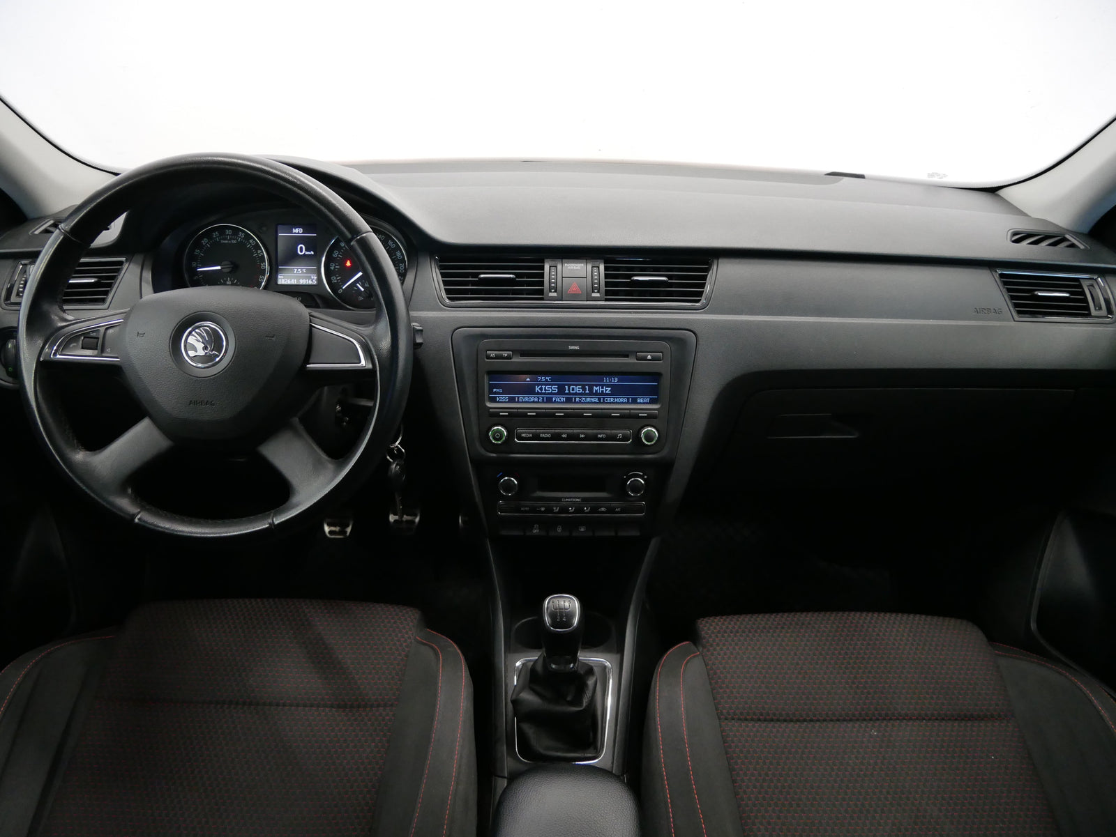Škoda Rapid 1.6 TDI 77 kW Ambition – foto 6