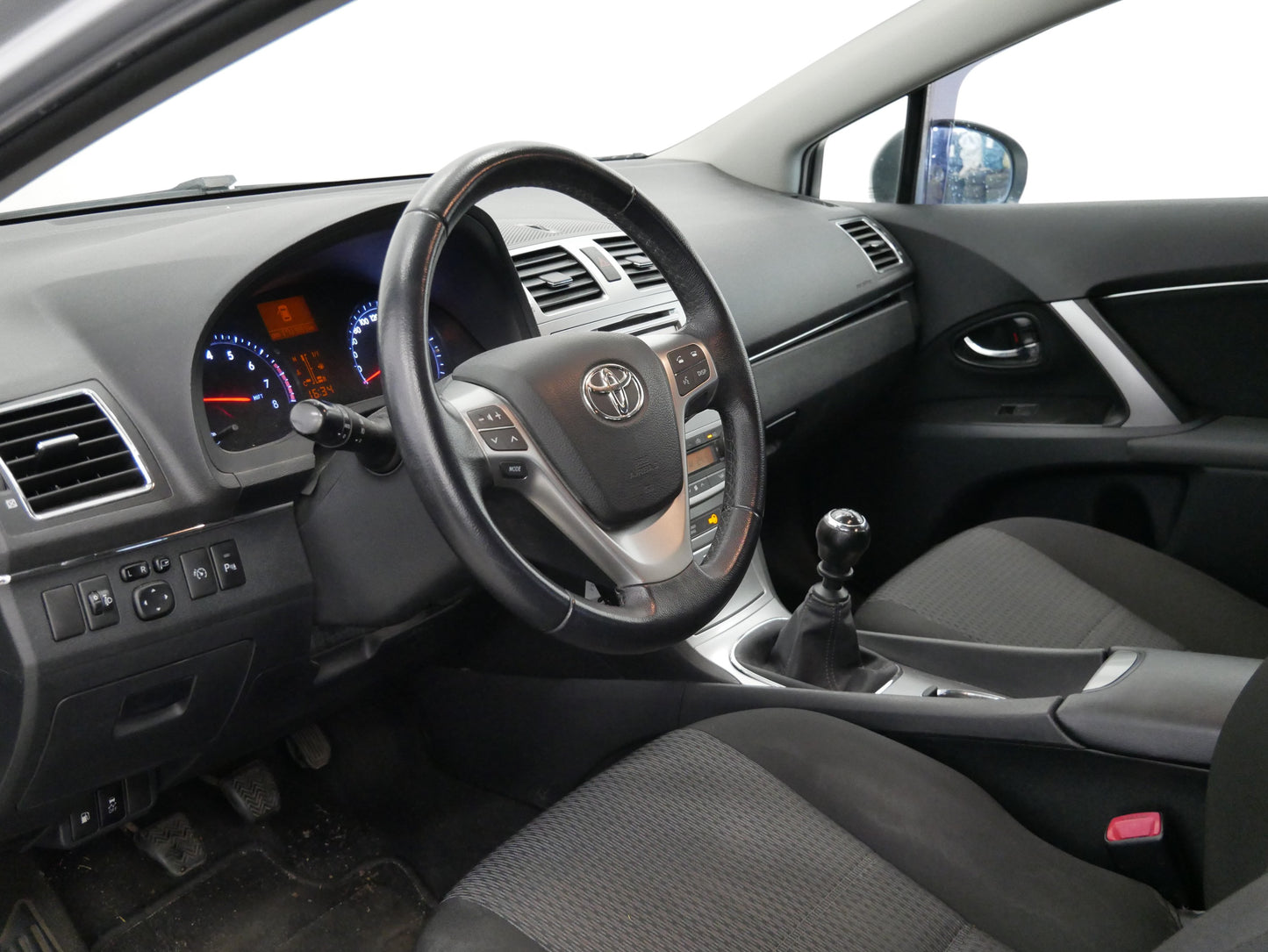 Toyota Avensis 1.6 Valve Matic 97 kW Edition