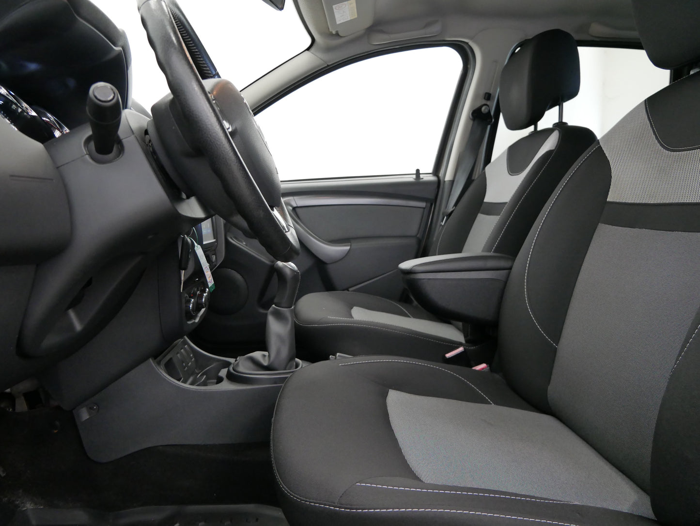 Dacia Duster 1.6 SCe 84 kW Access