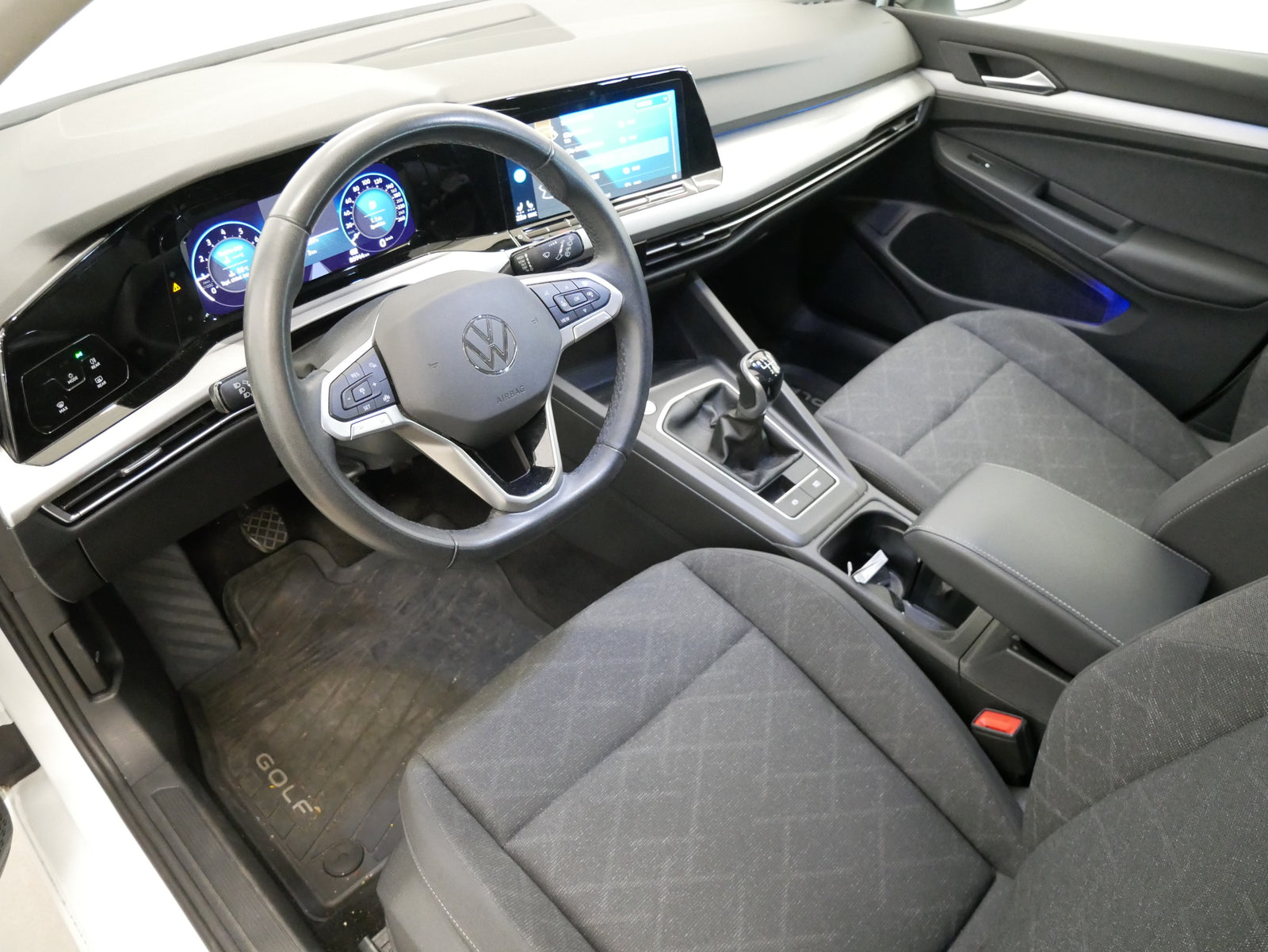 Volkswagen Golf 1.0 TSI 81 kW Life – foto 5