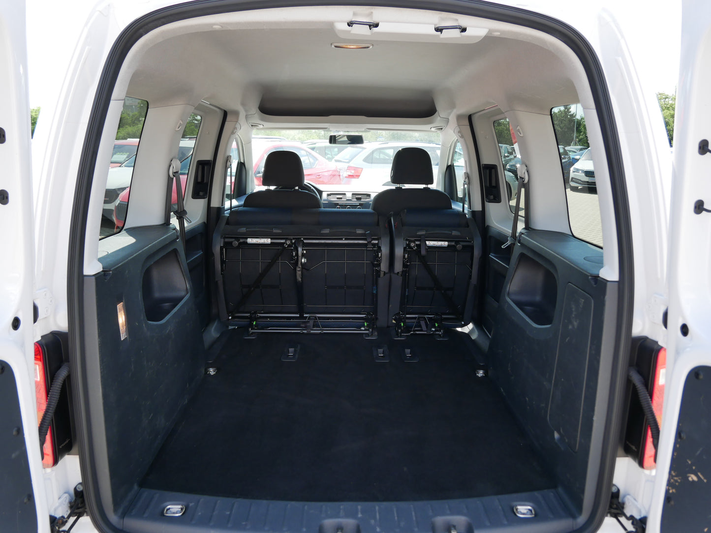 Volkswagen Caddy 2.0 TDI 110 kW Beach