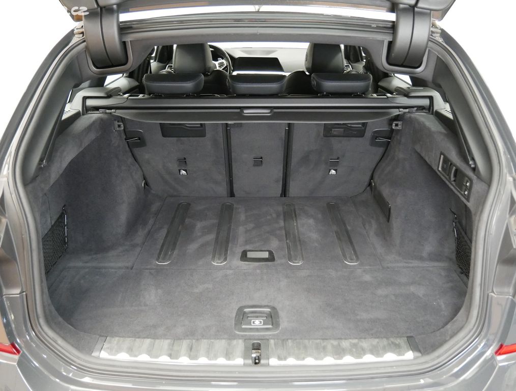 BMW Řada 3, 330i M sport