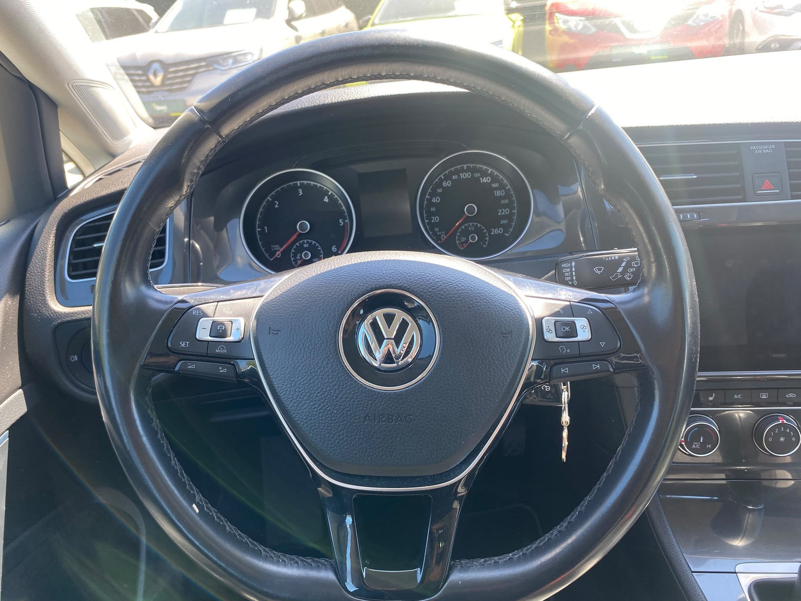 Volkswagen Golf 1.6 TDi 85 kW – foto 6