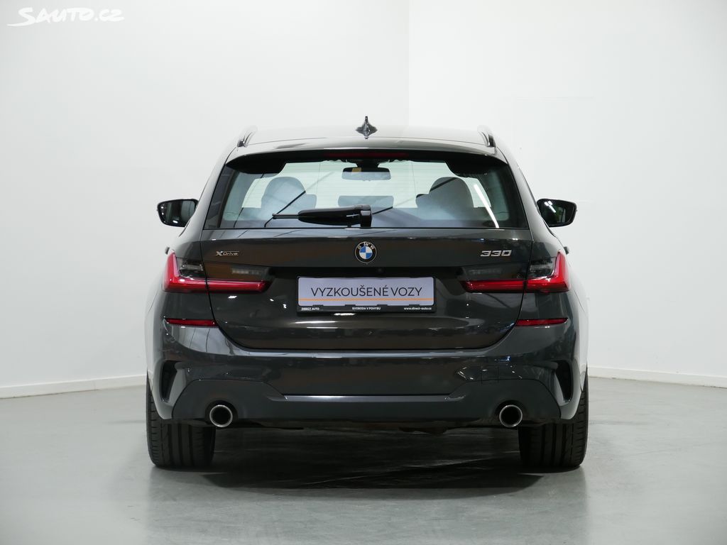 BMW Řada 3, 330i M sport