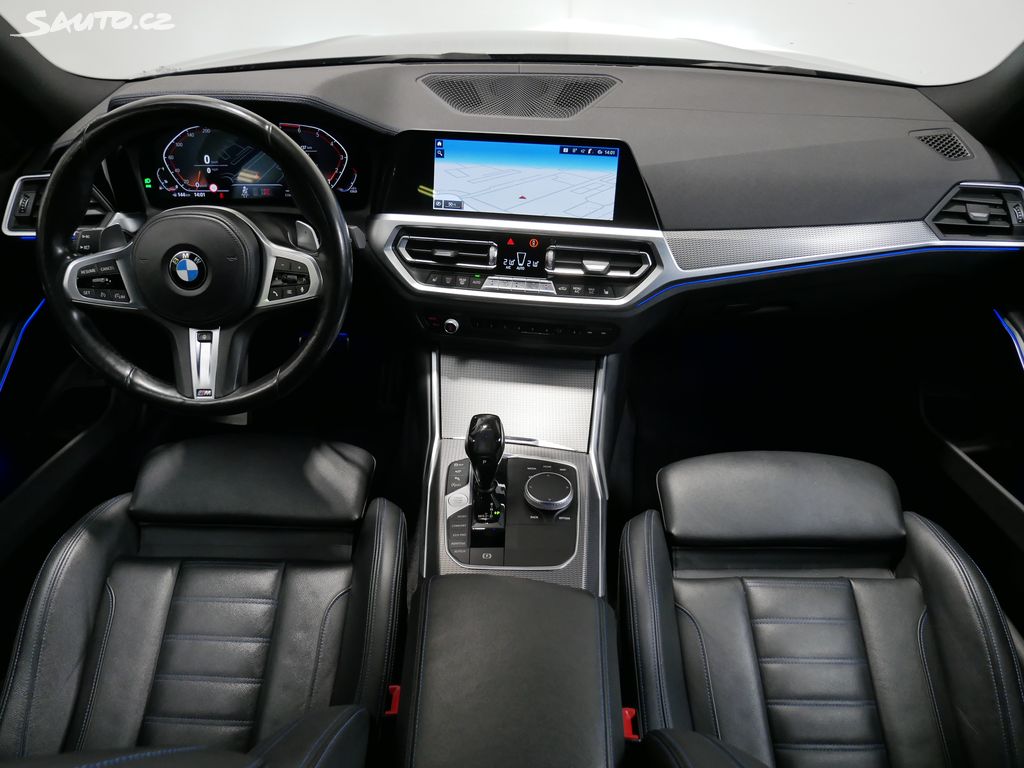 BMW Řada 3, 330i M sport
