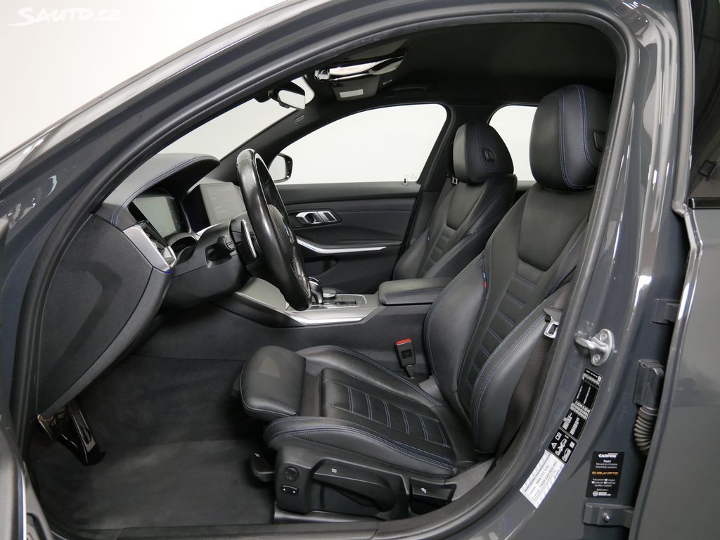 BMW Řada 3, 330i M sport