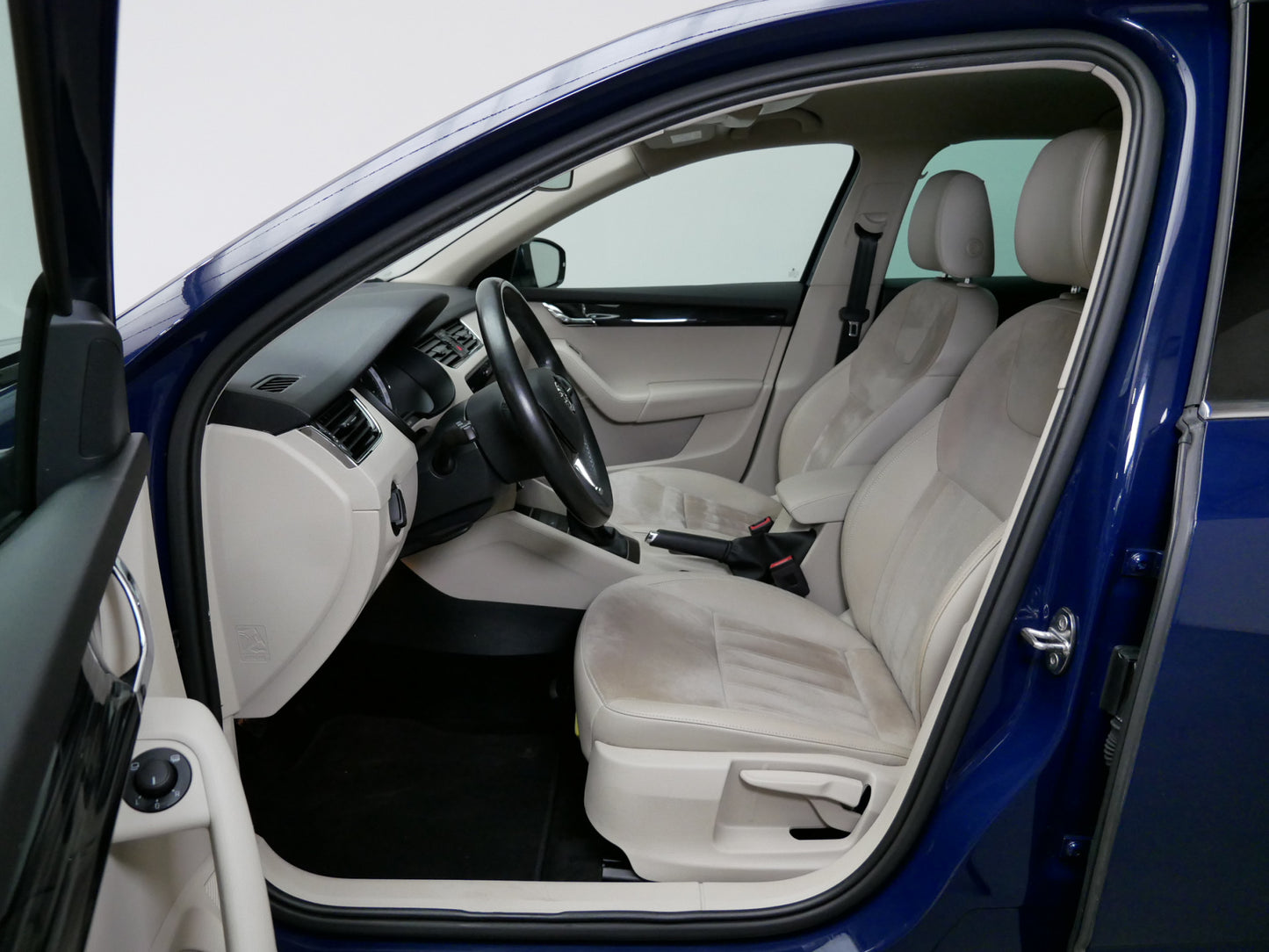 ŠKODA Octavia Combi 1.6 TDI/85kW/STYLE+/NAVI