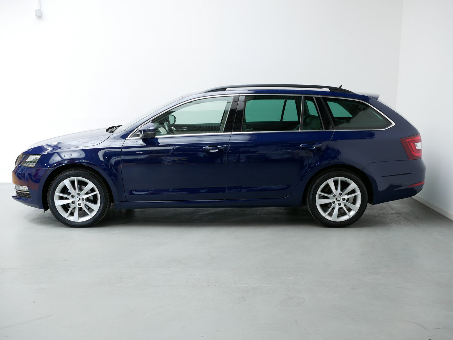 ŠKODA Octavia Combi 1.6 TDI/85kW/STYLE+/NAVI