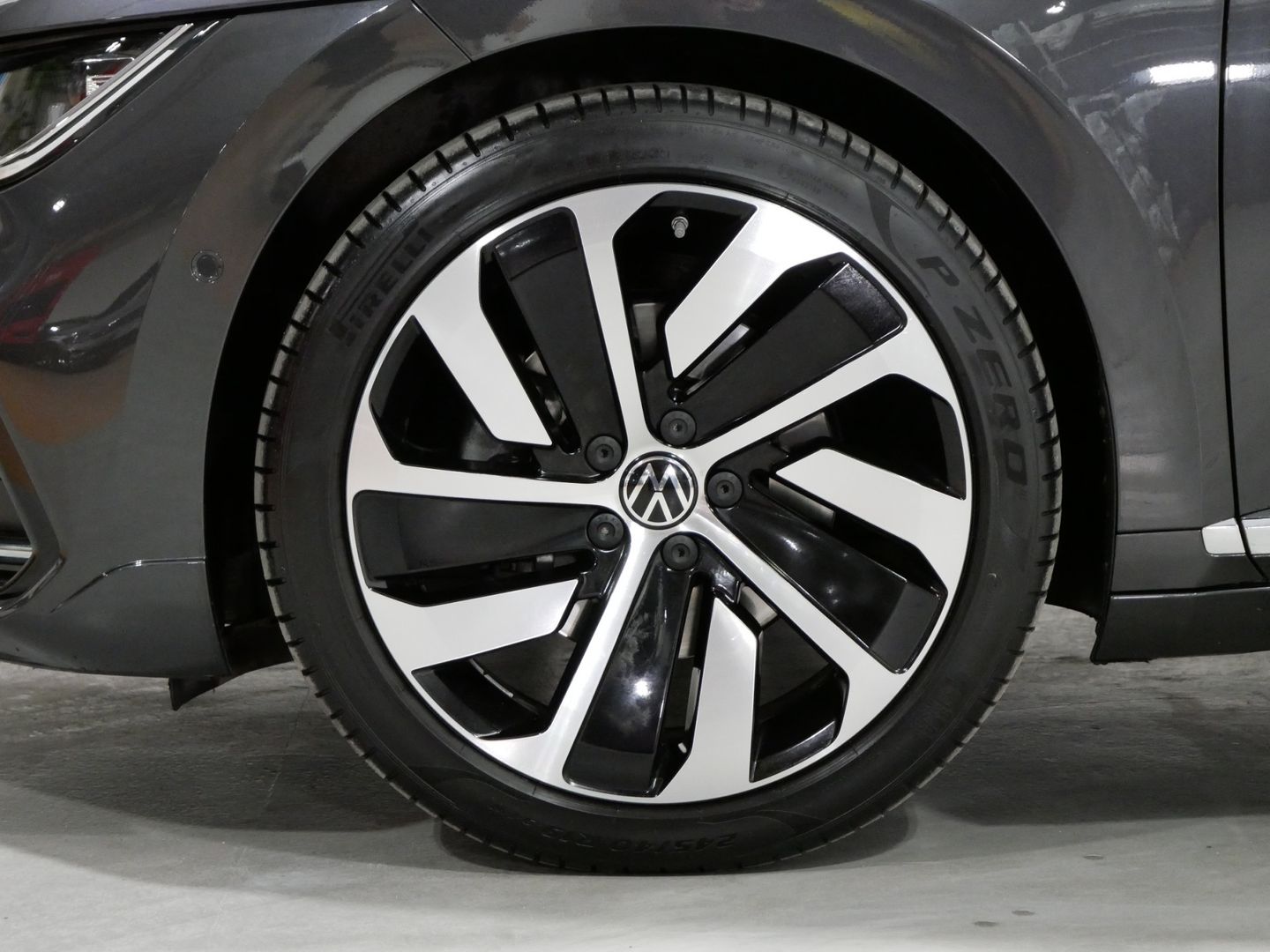 Volkswagen Arteon Shooting Brake 2.0 TDI/147 kW/DSG/4MOT/R-LINE/IQ.LED/DPH