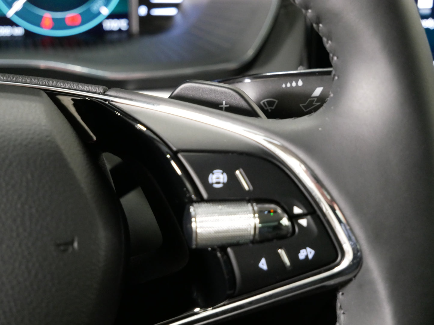 Škoda Octavia 1.5 G-TEC/CNG/DSG/LEDKY/ZÁRUKA/DPH/Asist.ÚHLŮ